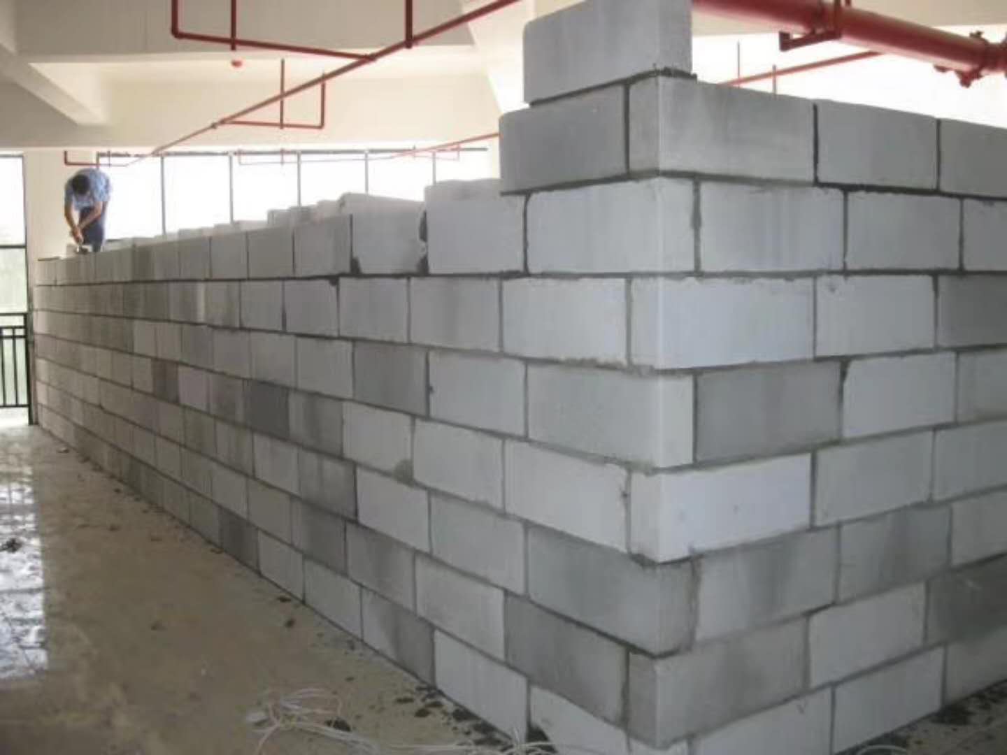 天峨蒸压加气混凝土砌块承重墙静力和抗震性能的研究